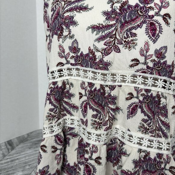 Love & Piece Wine and White Smocked Cropped Tank Spaghetti Strap Lace BOHO EUC - Picture 2 of 8